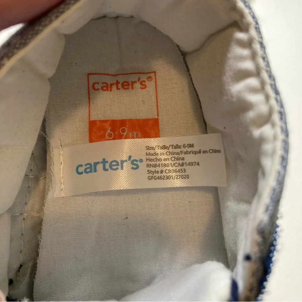 🌺 Carter's Baby Infant Boy's Size 6-9 M Blue Shark Eyes Teeth